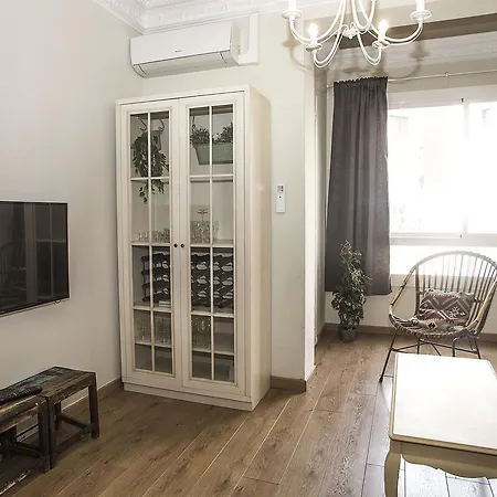 Apartment Mai & Maud Paralel Barcelona