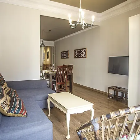 Apartment Mai & Maud Paralel Barcelona